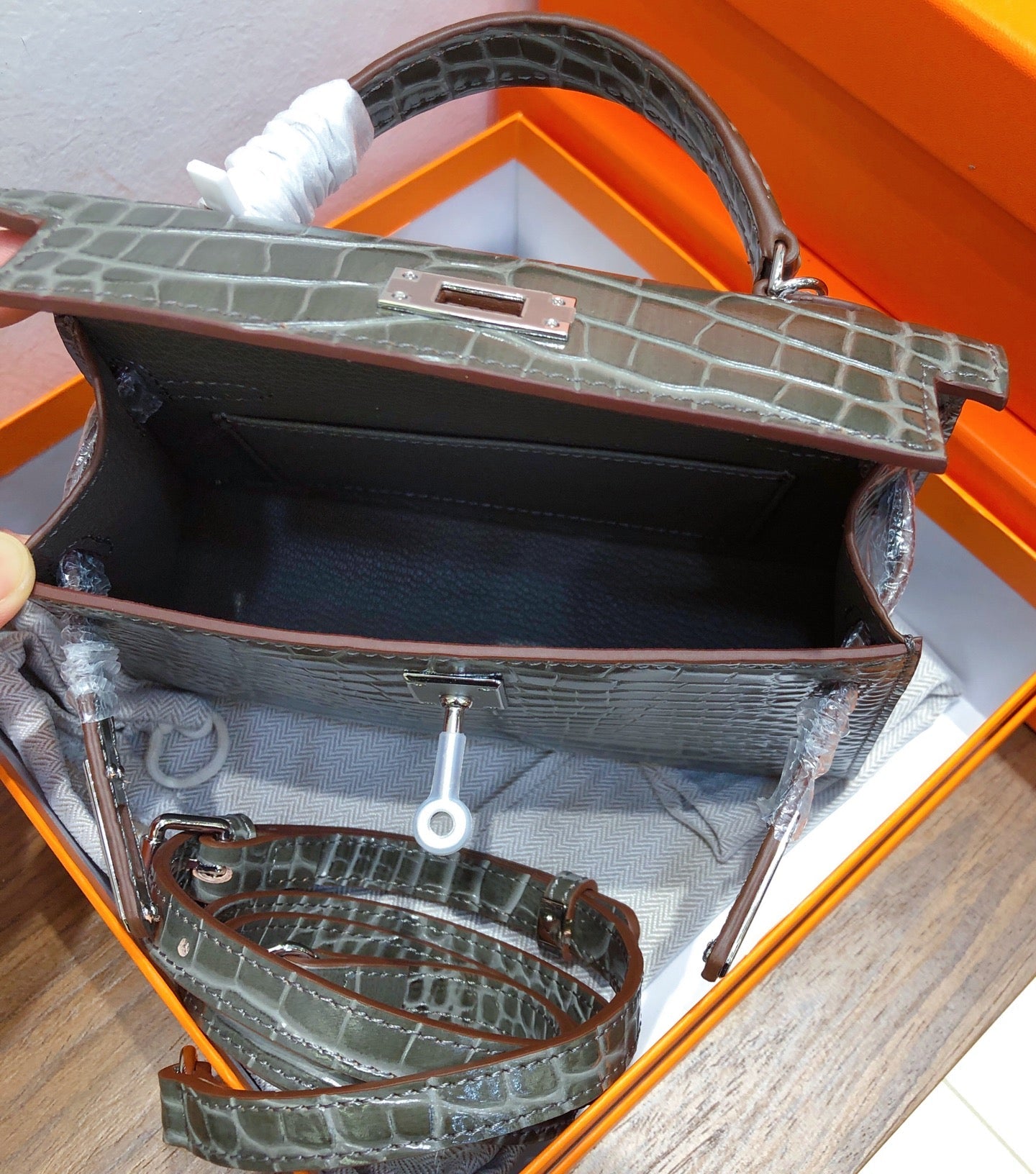 Kelly Sellier 19cm Gris Elephant Shiny Crocodile Leather Gold Hardware & Palladium Hardware Women Handbag