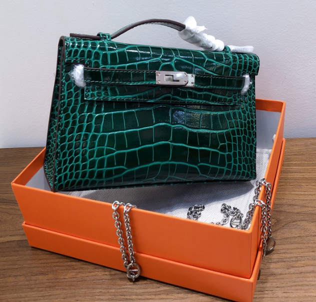 Kelly Pochette Vert Emeraude Shiny Niloticus Crocodile Leather Palladium Hardware Women Clutch Bag